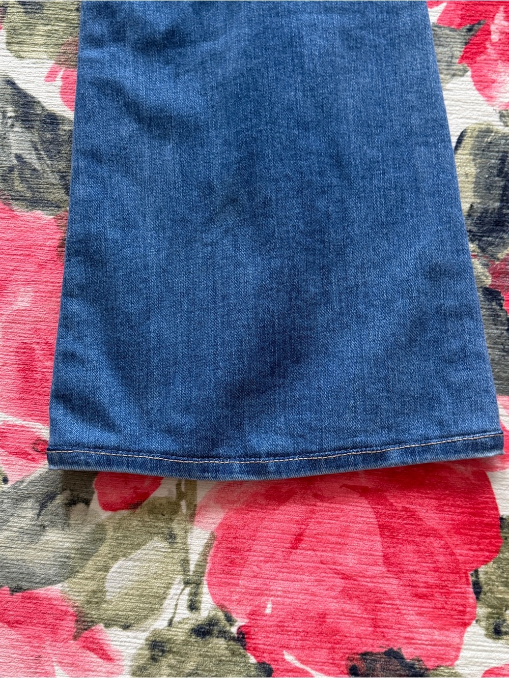 Frame Denim Le High Flare Jeans - Picture 7 of 12